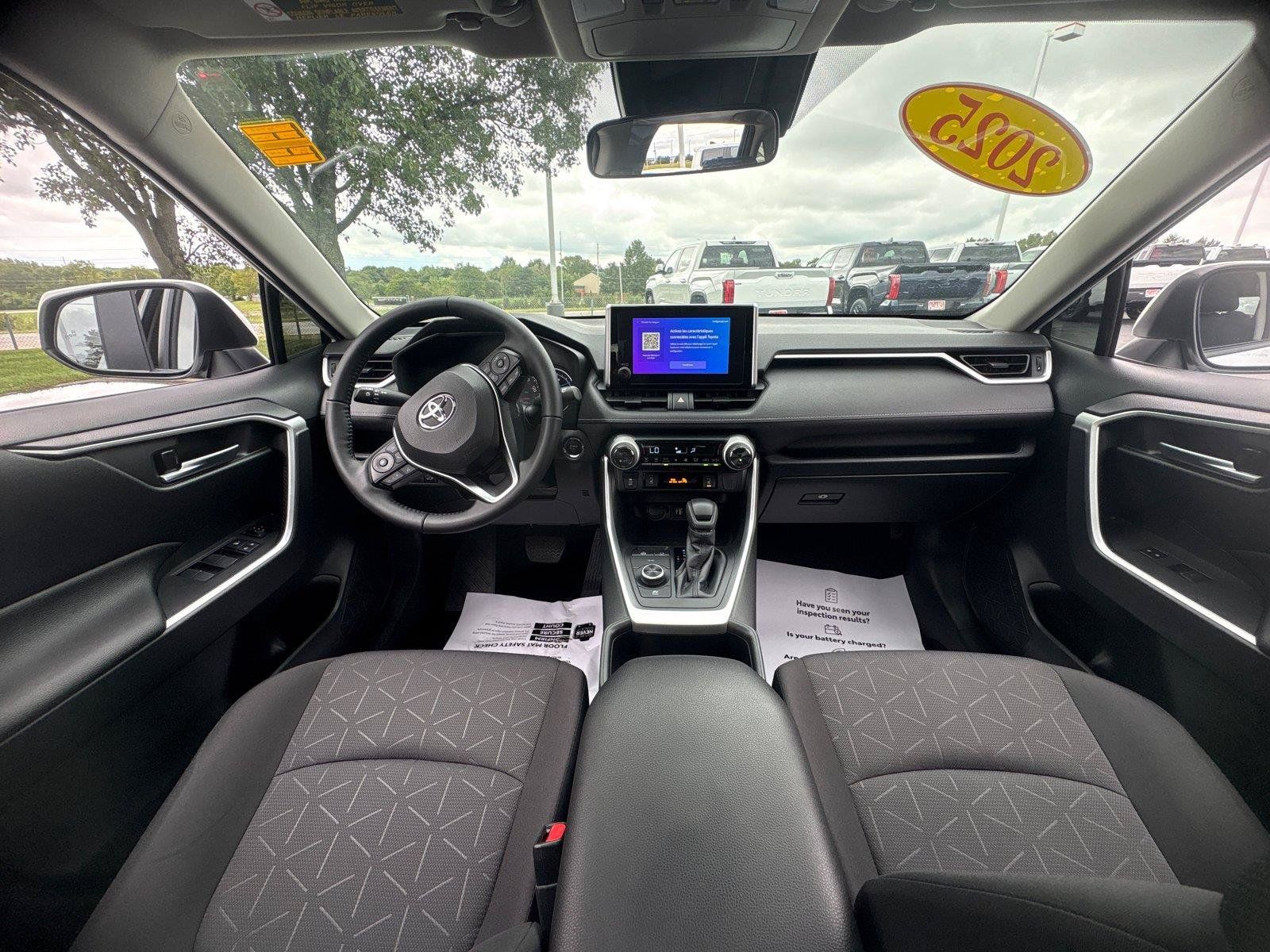Used 2025 Toyota RAV4 XLE w/ Convenience Package AWD/4WD image 18