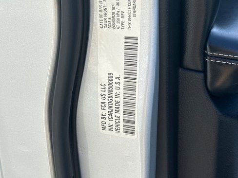 Used 2022 Jeep Grand Cherokee L Overland image 26