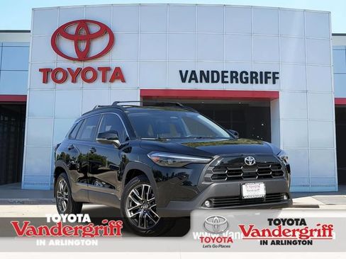 Used 2026 Toyota Corolla Cross XLE w/ Convenience Package FWD image 1