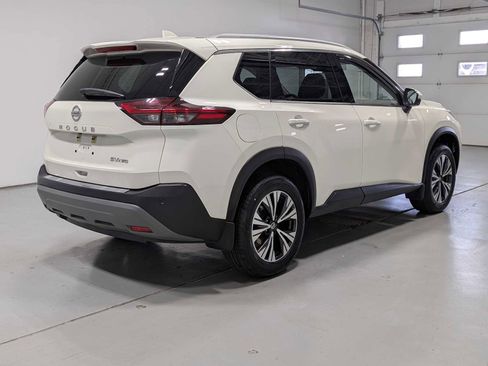 Used 2021 Nissan Rogue SV w/ Premium Package AWD/4WD image 8