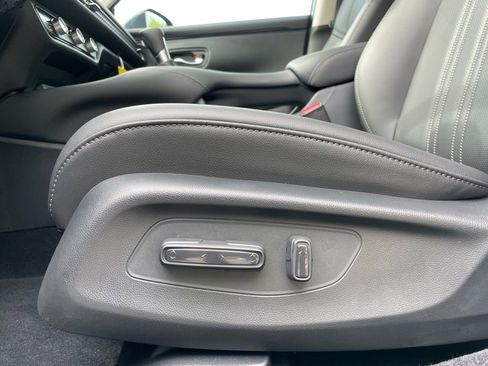 New 2026 Honda HR-V EX-L image 26