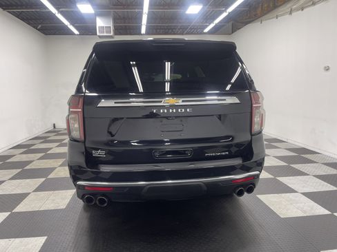 Used 2021 Chevrolet Tahoe Premier w/ Premium Package image 3