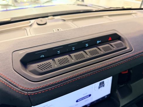 Used 2025 Ford Bronco Raptor AWD/4WD image 73