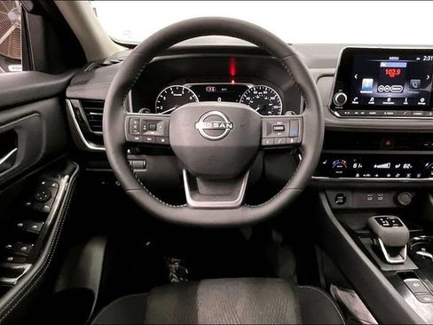 New 2026 Nissan Rogue SV AWD/4WD image 21
