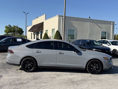 Used 2025 Honda Accord SE image 5