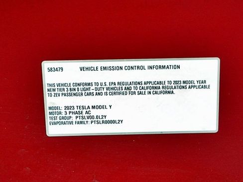 Used 2023 Tesla Model Y Long Range image 39