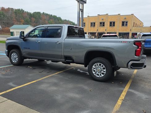 New 2025 Chevrolet Silverado 2500 LTZ w/ LTZ Convenience Package image 8