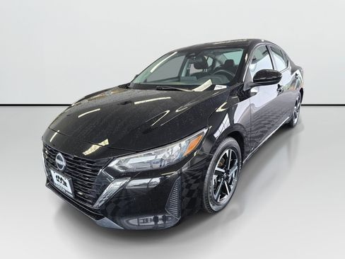 Used 2024 Nissan Sentra SV FWD image 7