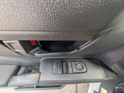 Certified 2025 Toyota Tacoma SR RWD image 19