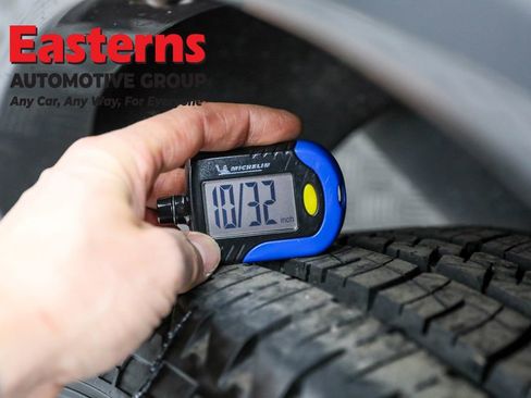 Used 2023 Nissan Armada SL w/ Captain's Chairs Package image 35