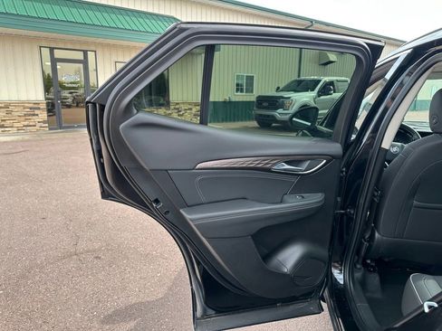 Used 2023 Buick Envision Avenir AWD/4WD image 21