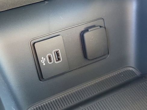 New 2026 Ford Explorer Active image 15