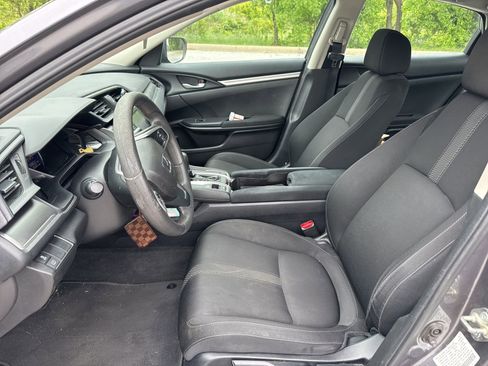 Used 2018 Honda Civic LX image 2