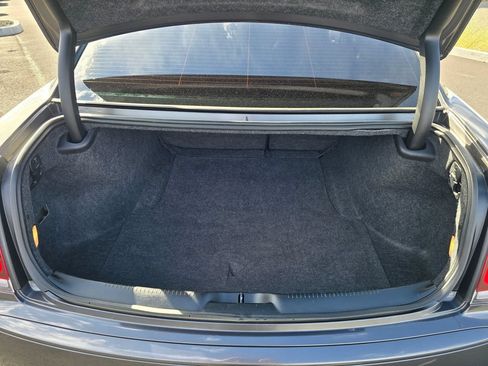 Used 2022 Chrysler 300 Touring L RWD image 31