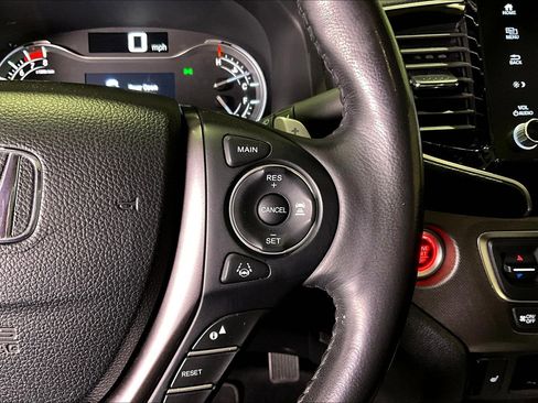 Used 2023 Honda Ridgeline RTL-E image 13