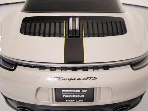 Certified 2022 Porsche 911 Targa 4 GTS image 46