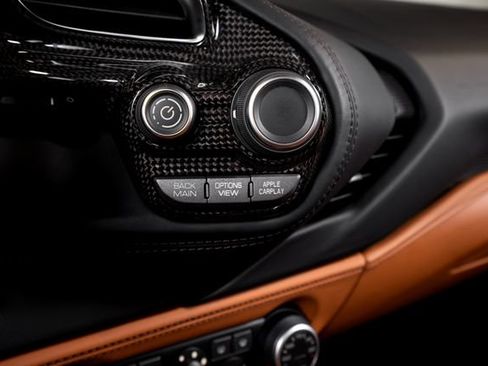 Used 2018 Ferrari 488 Spider RWD image 45