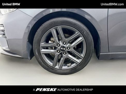 Used 2020 Kia Forte GT-Line FWD image 2