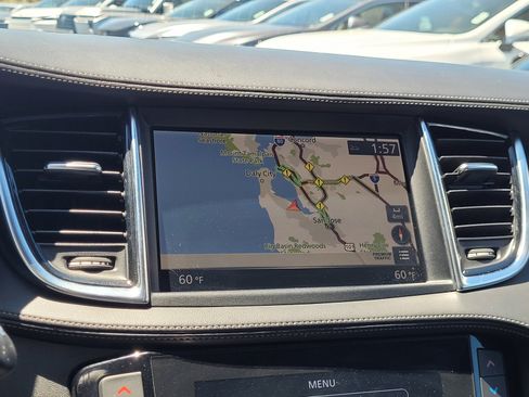Used 2020 INFINITI QX50 Luxe w/ Navigation Package FWD image 13
