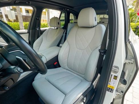 Used 2023 BMW X5 xDrive40i w/ Parking Assistance Package AWD/4WD image 52