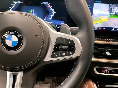 Used 2025 BMW X6 M60i w/ Dynamic Handling Package AWD/4WD image 19