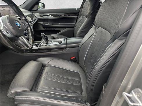 Used 2021 BMW 740i w/ Luxury Rear Seating Package RWD image 24