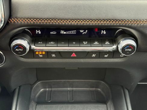 Used 2025 MAZDA CX-50 AWD 2.5 S w/ Premium Plus Pkg image 23