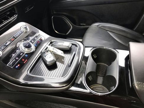 Used 2022 Lincoln Nautilus Reserve image 21