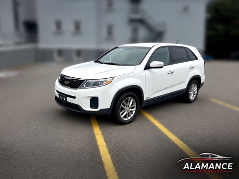Used 2015 Kia Sorento LX AWD/4WD image 1