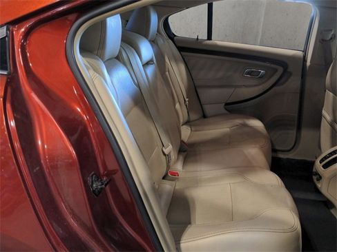 Used 2014 Ford Taurus Limited image 19