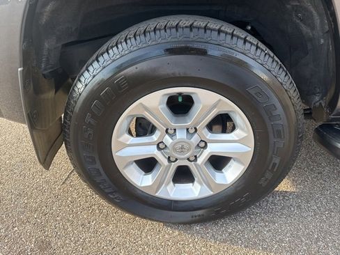 Used 2023 Toyota 4Runner SR5 Premium image 33