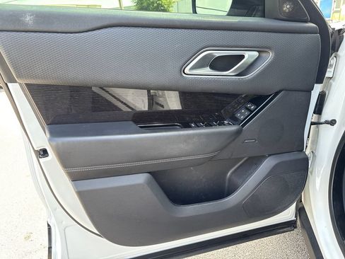 Used 2020 Land Rover Range Rover Velar R-Dynamic S AWD/4WD image 13
