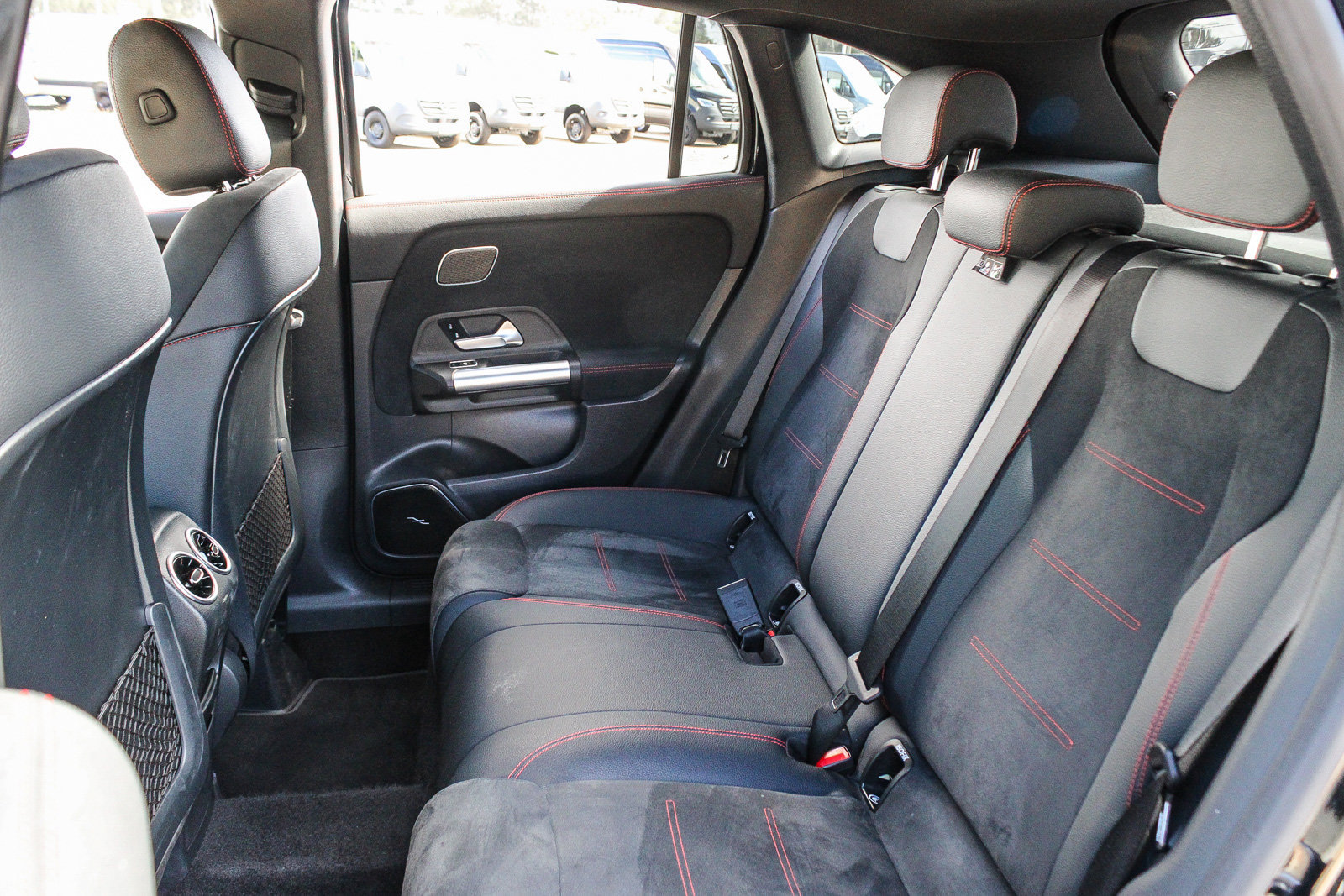 Certified 2025 Mercedes-Benz GLA 250 4MATIC image 12