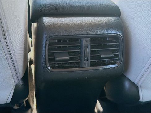 Used 2015 Honda CR-V LX image 22