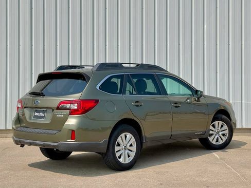 Used 2015 Subaru Outback 2.5i Premium AWD/4WD image 6