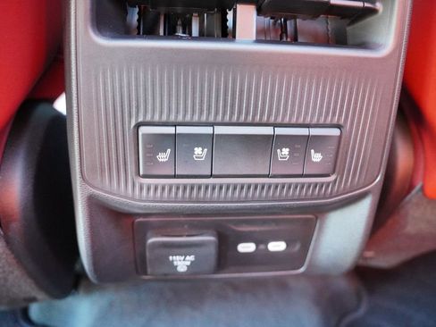 Used 2024 Jeep Wagoneer Launch Edition image 19