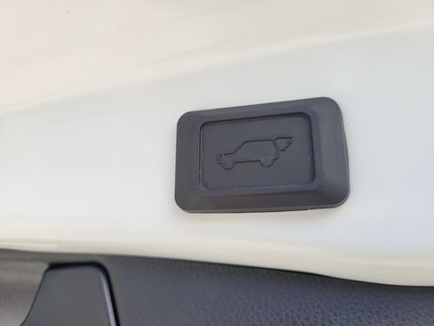 Certified 2023 Toyota RAV4 XSE AWD/4WD image 12