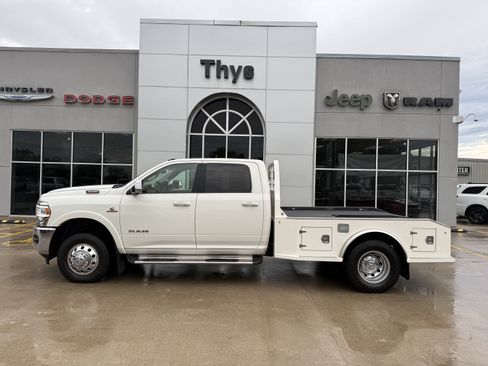 Used 2022 RAM 3500 Laramie AWD/4WD image 28
