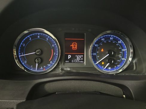 Used 2017 Toyota Corolla LE FWD image 28