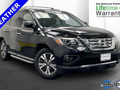Used 2017 Nissan Pathfinder SL