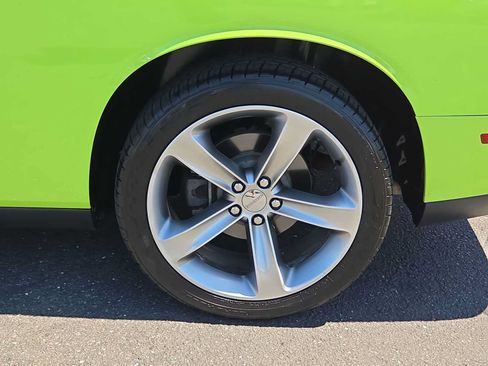 Used 2015 Dodge Challenger R/T w/ Quick Order Package 22B R/T RWD image 16