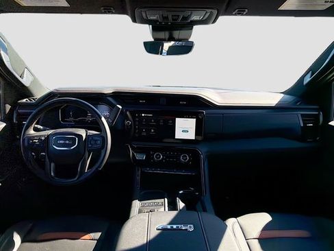 Used 2025 GMC Sierra 2500 AT4 w/ AT4 Premium Plus Package image 15