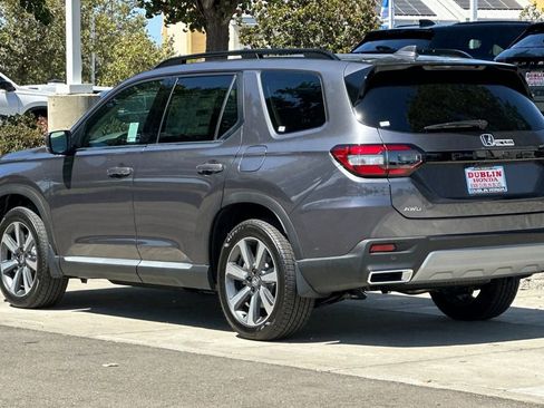 New 2025 Honda Pilot Elite image 6