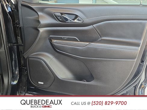 Used 2022 GMC Acadia SLT w/ Preferred Package FWD image 28