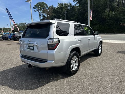Used 2024 Toyota 4Runner SR5 image 16