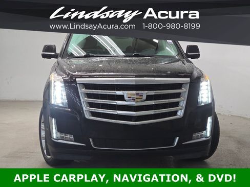 Used 2018 Cadillac Escalade Premium Luxury image 2