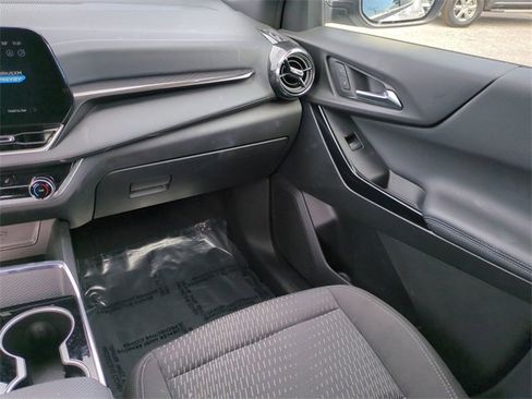 Certified 2025 Chevrolet Equinox LT image 18