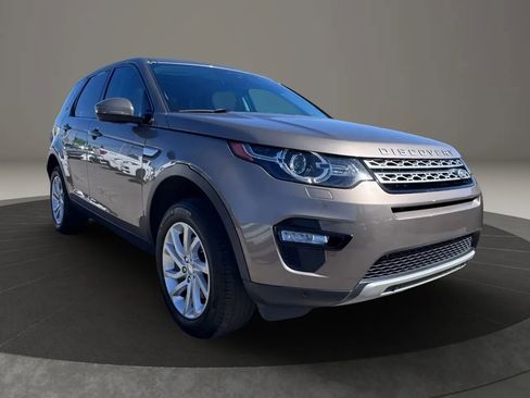 Used 2016 Land Rover Discovery Sport HSE image 3