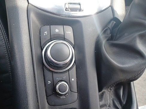 Used 2020 MAZDA MX-5 Miata RF Grand Touring image 18