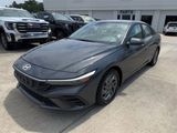 Used 2024 Hyundai Elantra SEL image 4